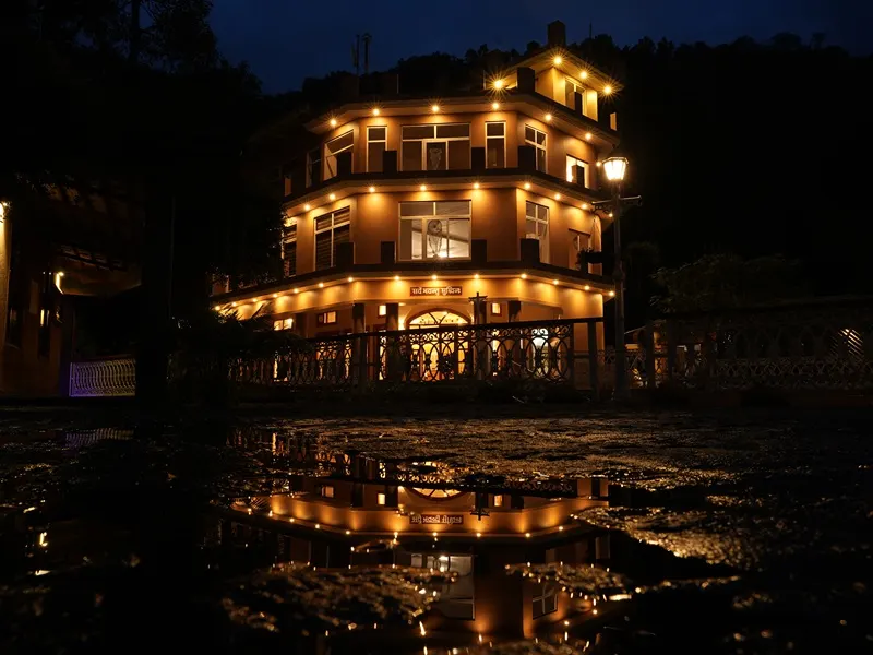 Best yoga school in Rishikesh offering authentic teacher training