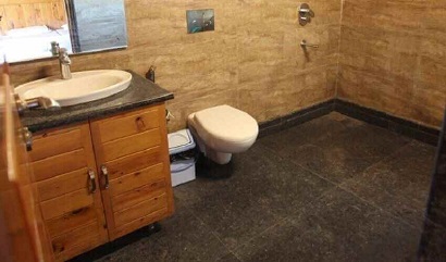 Accommodation at Rishikesh yogpeeth - India