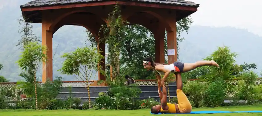 How to Choose a Yoga Retreat in India Yoga Retreats in India: Tips for Making the Right Choice