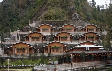 Accommodation in India at Yoga School Rishikesh Yogpeeth Rishikesh Yogpeeth offers private & twin-shared rooms for those interested in studying yoga in India.