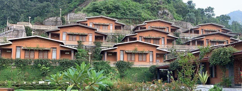 The Yoga School - Rishikesh Yogpeeth