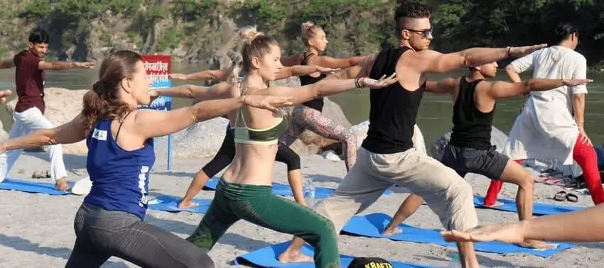 Yoga for Beginners - A Comprehensive Guide to Get Started Beginner's Yoga Guide - Everything You Need to Know