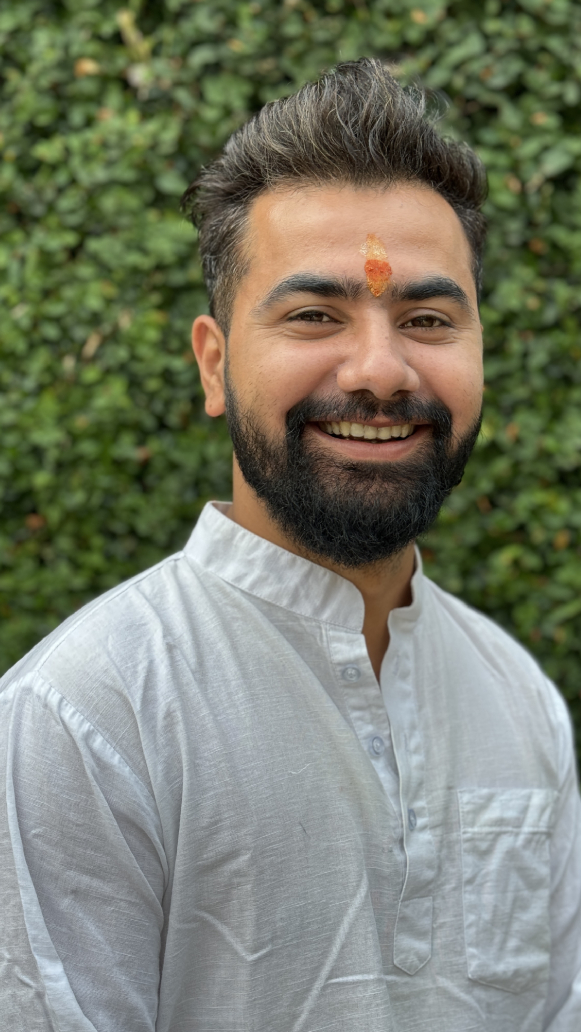 Abhishek Negi - Yoga Instructor @ Rishikeshyogpeeth